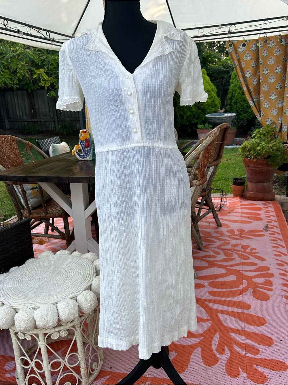Vintage 1970’s Jody of California sheer dress with pearl buttons size 9 Medium